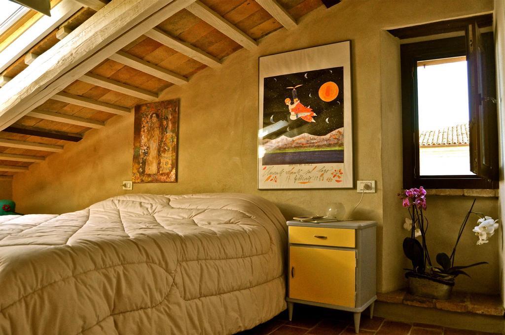 Pomarancio BnB Saludecio Værelse billede